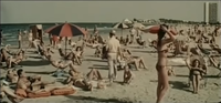 Still from the 1962 propaganda film "Vacanță la mare" ("Holiday at the seaside") showing the beach in Mamaia