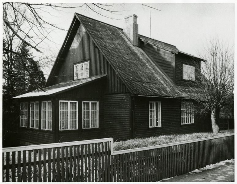 File:Private house in Tallinn Neeme Street view of the building Architect Edgar Kuusik.jpg