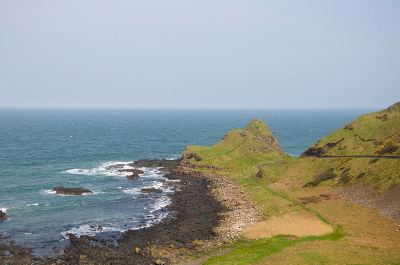File:Other view to the Giant's Causeway.jpg